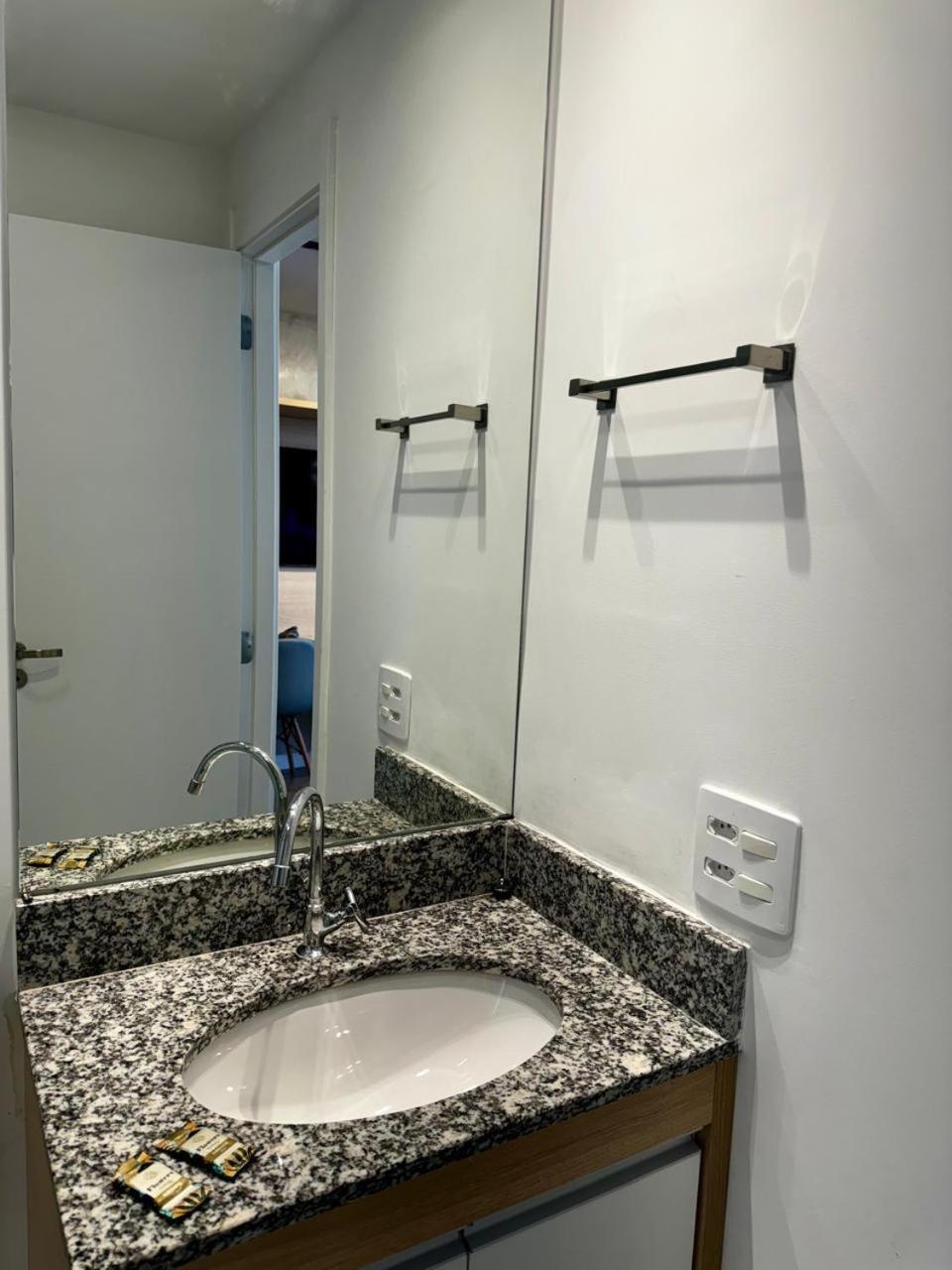 Charmoso Studio No Bras Com Piscina - Metro Bras Сао Паоло Екстериор снимка